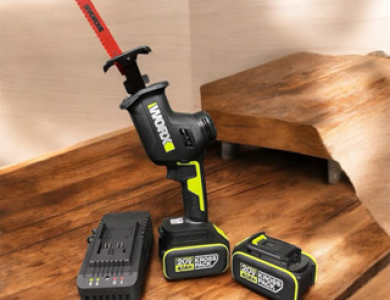 Cưa kiếm dùng pin20V WORX WU500 