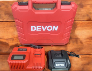 Sạc dùng cho dòng pin 20V Devon chính hãng