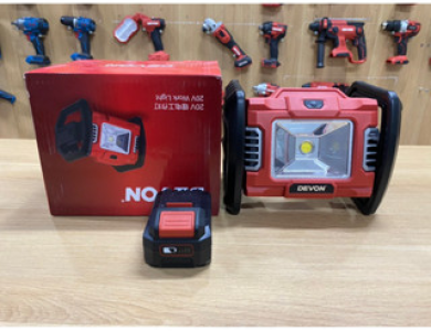 Đèn chiếu năng lượng pin 20v DEVON 5532