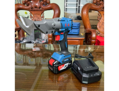máy cắt tôn pin 20v Dongcheng chính hãng