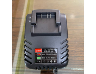 sạc dùng cho pin 18V Dongcheng dca