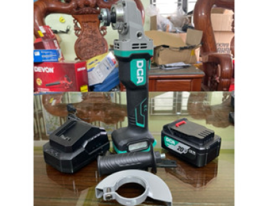 Máy mài góc dùng pin 20V DCA ADSM06-100 chính hãng