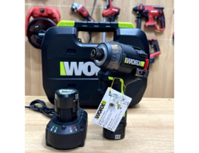 Máy chuyên vít WORX 138 búa dầu WU138