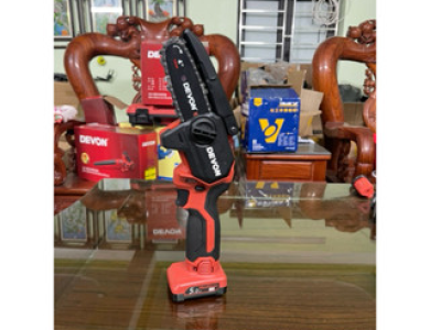 Máy cưa xích dùng pin 12V DEVON 4560