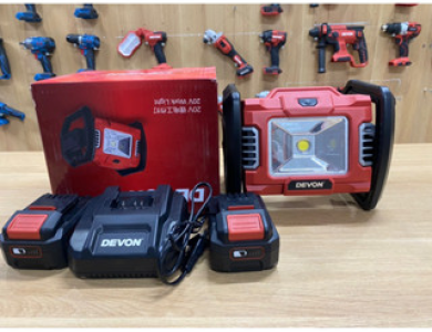 Đèn chiếu năng lượng pin 20v DEVON 5532