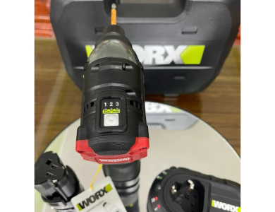 Máy bắn vít 12V WORX WU132X