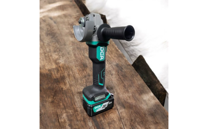 Máy mài góc dùng pin 20V DCA ADSM06-100 chính hãng