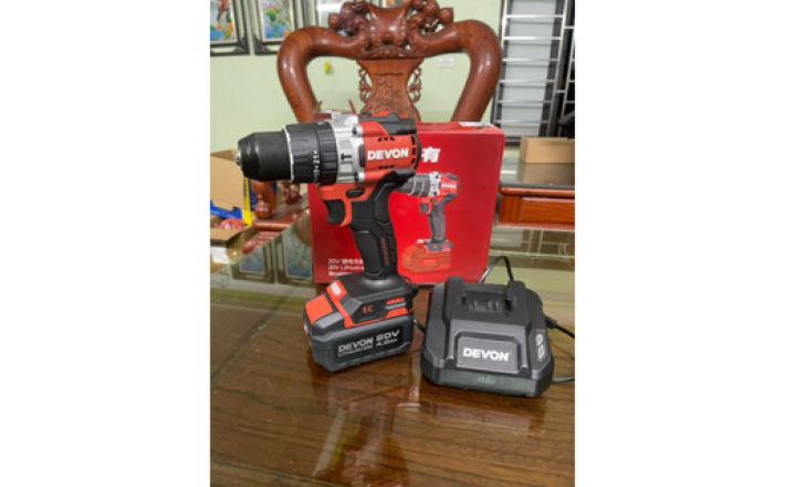 Máy khoan 3 chức năng dùng pin 20V DEVON 5221