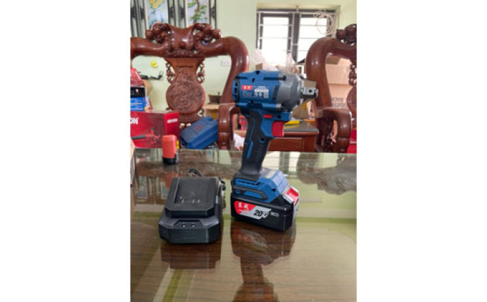 Máy siết bulong dùng pin 20V Dongcheng DCPB358