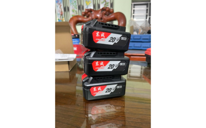 Pin Dongcheng 20V chính hãng