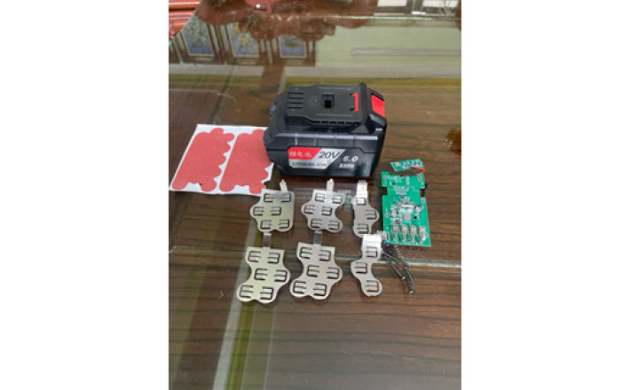 Vỏ mạch pin Dongcheng 20V-6ah