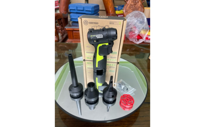 Máy thổi phản lực dùng pin 12V WORX CT090