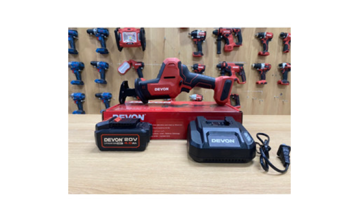 Máy cưa kiếm pin 20v DEVON 5830