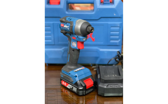 Máy bắn vít dùng pin 20V Dongcheng DCPL165 chính hãng