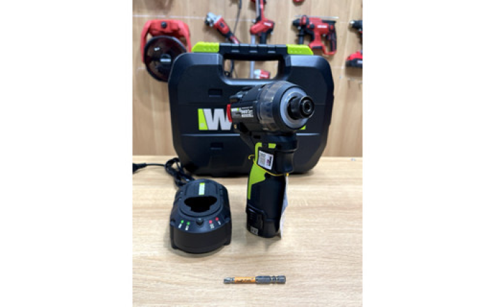 Máy chuyên vít WORX 138 búa dầu WU138