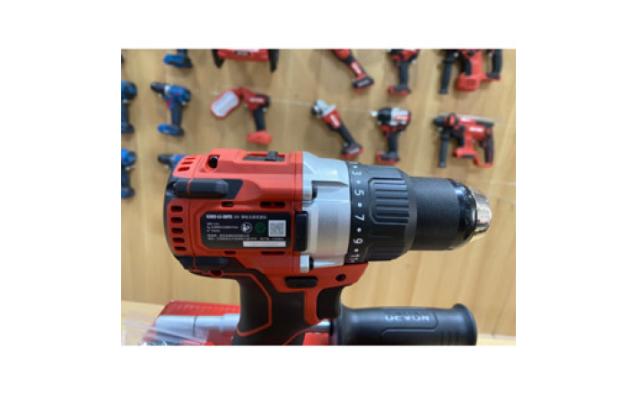 Máy khoan vặn vít pin 20V DEVON 5282Li-20