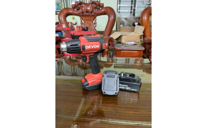 Đế chuyển chân pin DEVON 20V sang dùng pin makita,dewalt