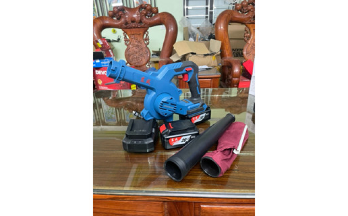 Máy thổi bụi dùng pin 20V Dongcheng DCQF32 chính hãng