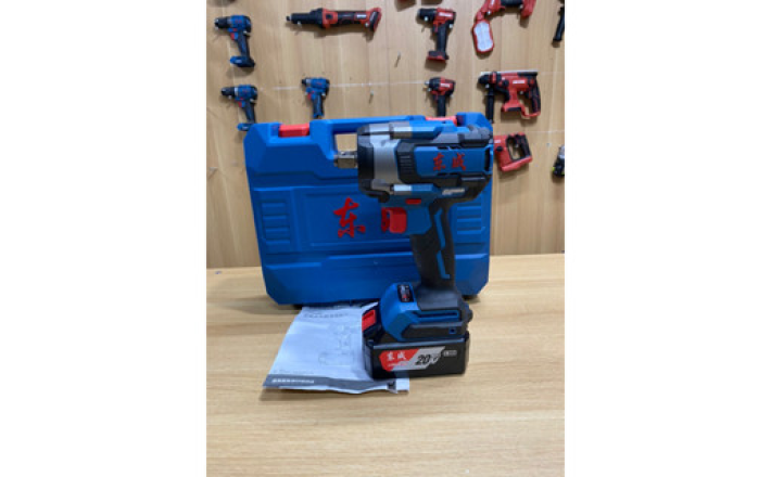 Máy siết bulong pin20v Dongcheng DCPB598