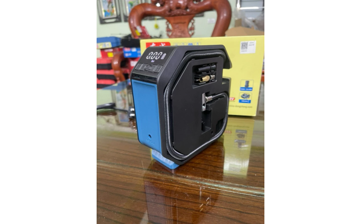 Bơm hơi dùng pin 12V Don Dongcheng DCQE120